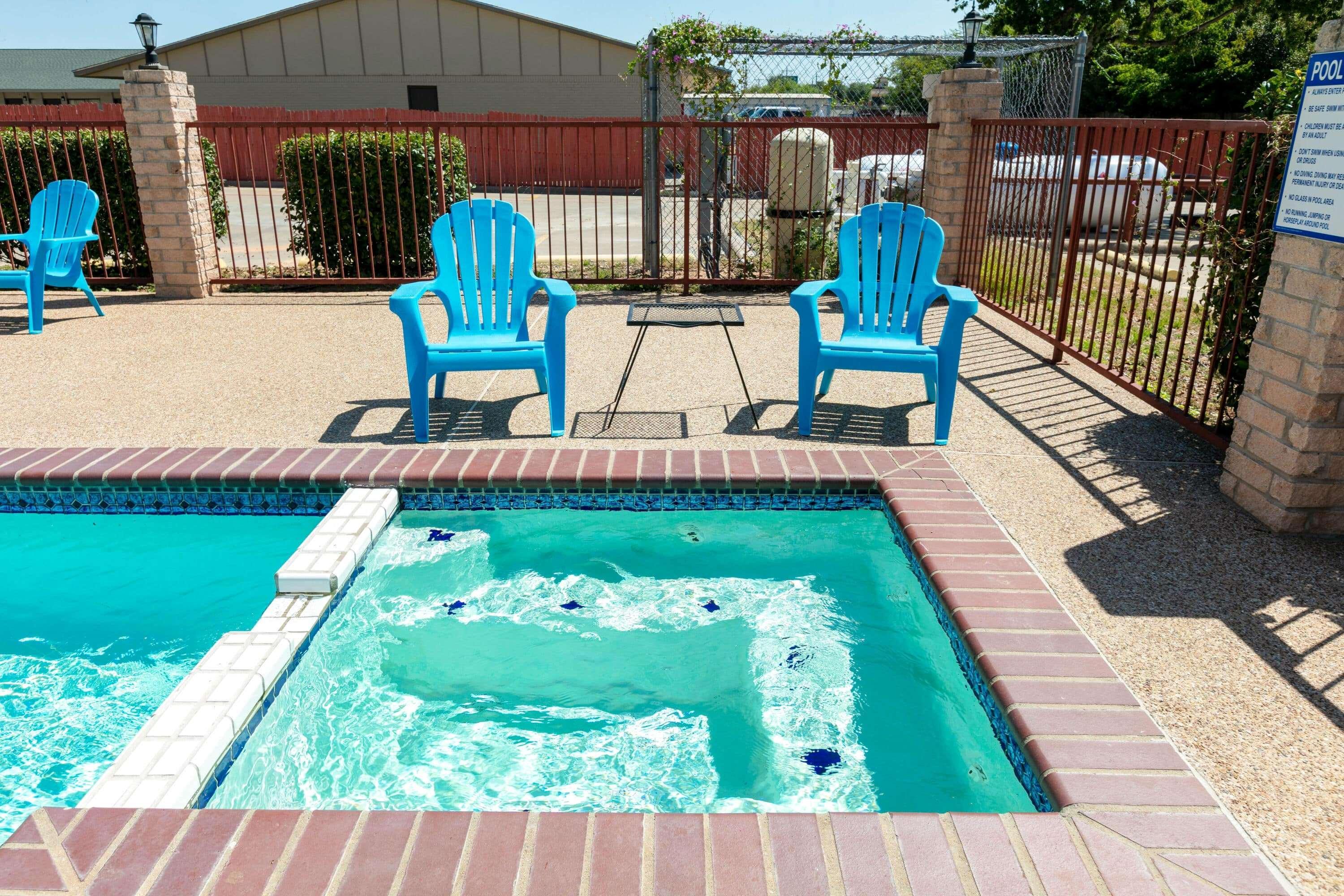 Days Inn By Wyndham Granbury Buitenkant foto