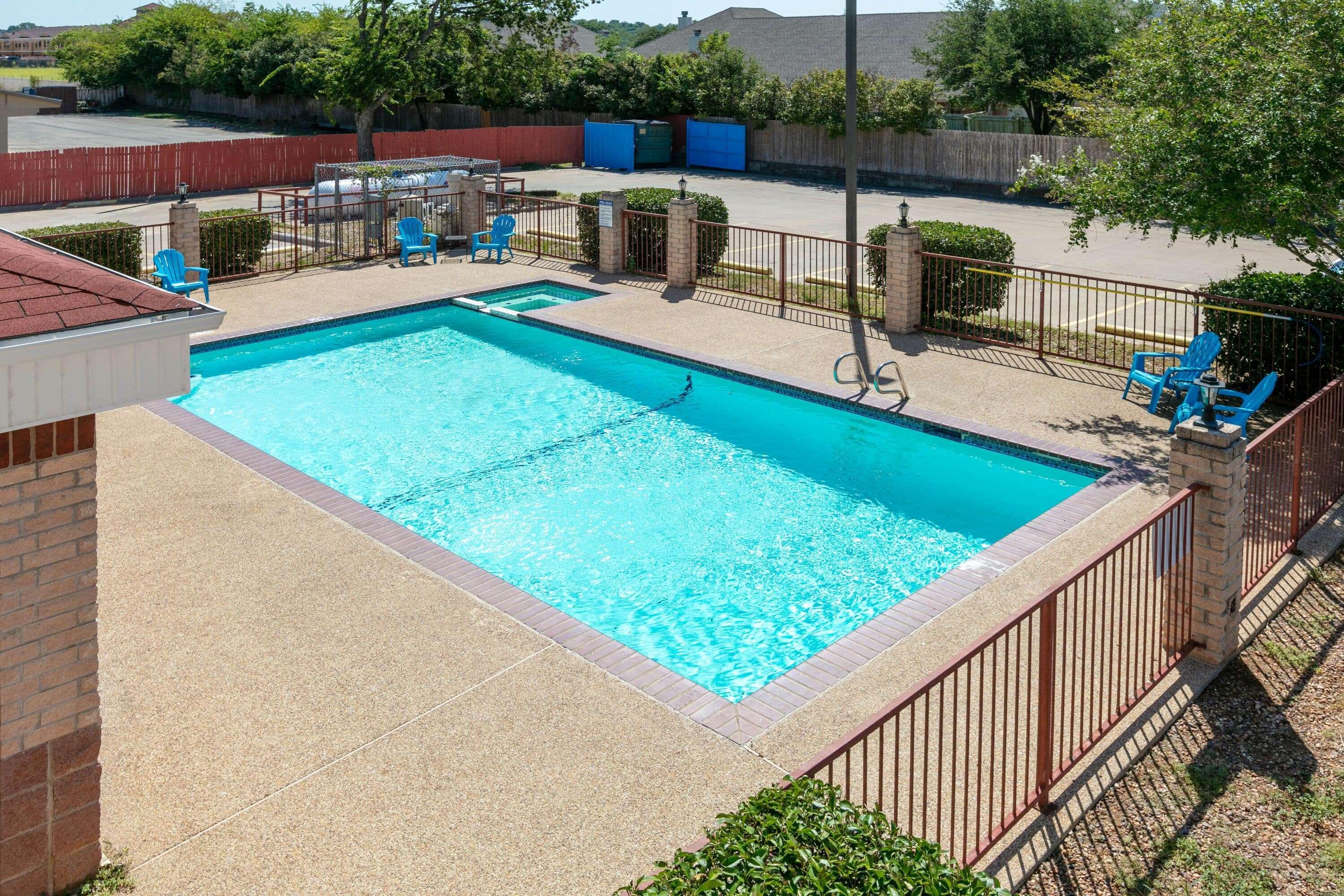 Days Inn By Wyndham Granbury Buitenkant foto